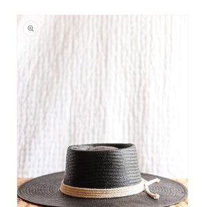 GIGI PIP dahlia boater hat NWT